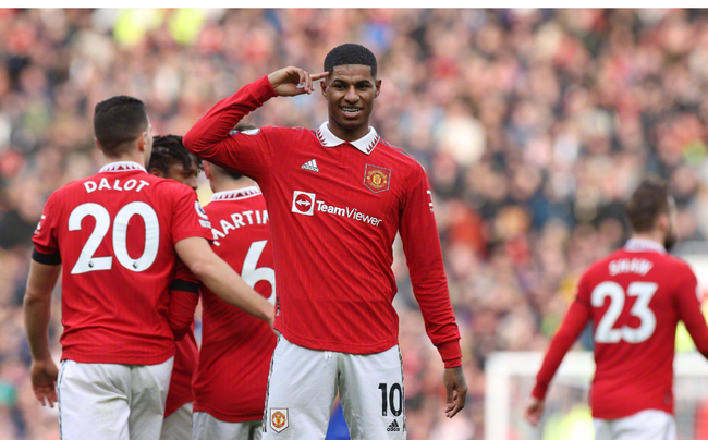 西足球中的 西足球中的